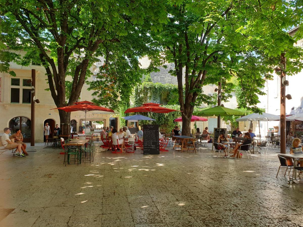 Apartament Les Estrelles Saint-Rémy-de-Provence Zewnętrze zdjęcie